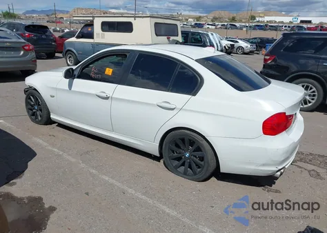 2011 BMW 328I xDrive z USA, uszkodzony, nr VIN WBAPK7C5XBF085533